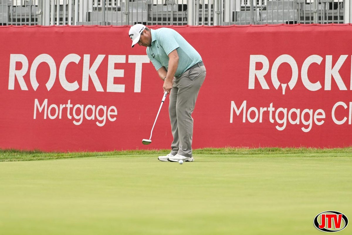 alrosteel's tweet photo. Cheering on #BrianStuard. The #Michigannative and #PGA golfer will tee off at 12:21 today. Here's a few pics of the first day courtesy @JTVsports @RocketClassic 
#RocketMortgageClassic https://t.co/yZ6IvW11JG