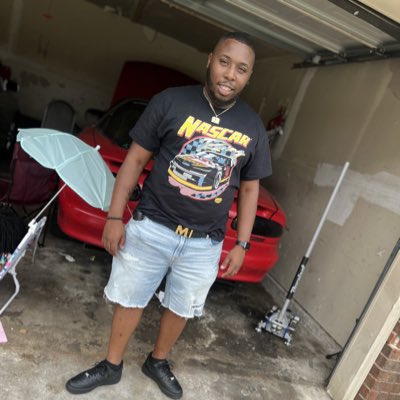 9sideDollaBill's tweet photo. #NewProfilePic https://t.co/rXv9Bz6ePm