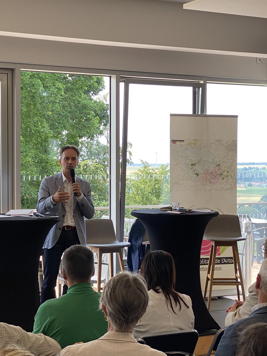 AggloLensLievin's tweet image. Le Grand Forum du @PMArtois : ce matin au @Parc_Olhain 

👉🏼Sylvain Robert, Président de la CALL et Président délégué au Grand Forum et Alain Bavay, Président du PMA, y ont participé aux côtés d’acteurs de l’industrie. 
#Ecotransition &amp;amp; #recrutement étaient au centre des échanges