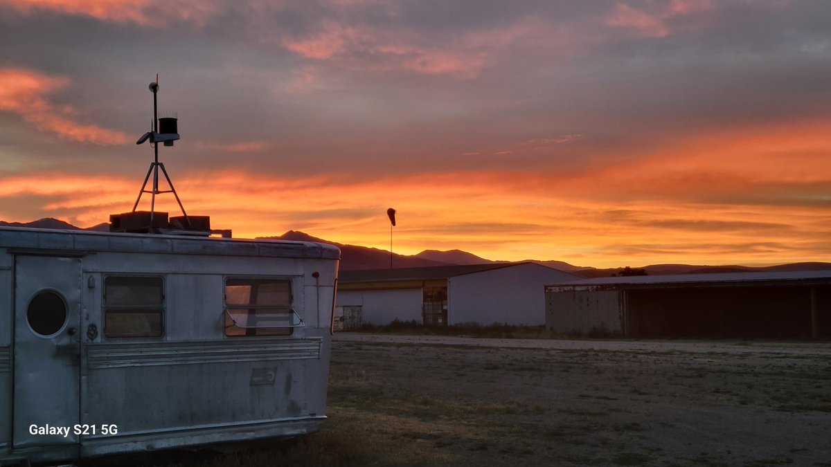 The sunset tonight at Cedar Valley Airport UT10 in Eagle Mountain Utah 6.29.2023

#sunset #airports #pilotlife #avgeek #aviationlovers #aviationphotography #aviationdaily #flying #Utah #utahcounty #Lehi #eaglemountainutah