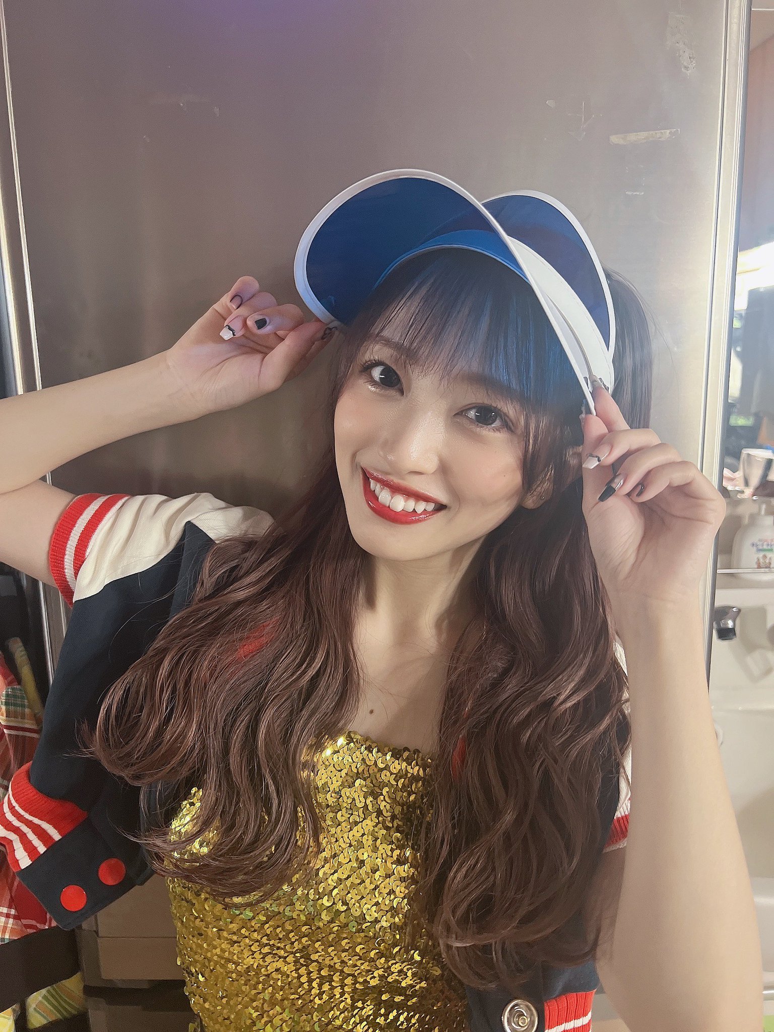 AKB48向井地美音、5年間グラビア封印・13キロ減量経て…初写真集