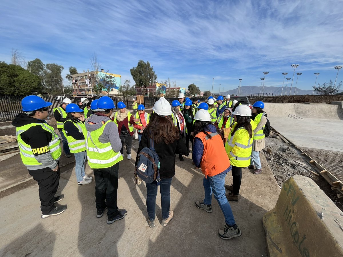 Parque Mapocho Río tweet media