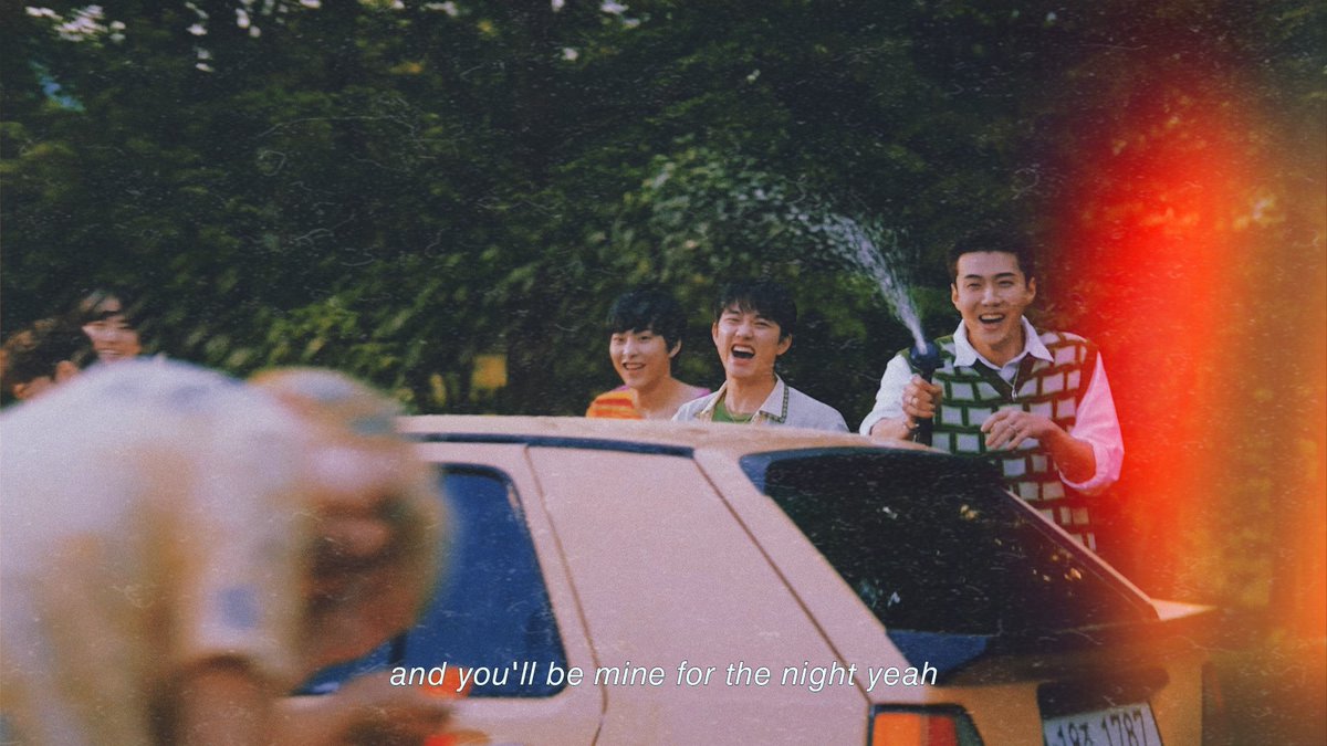 ekszoh's tweet photo. MY EXO BABIES HAVING FUN ♡
#HearMeOutbyEXO https://t.co/UibWDgvhix