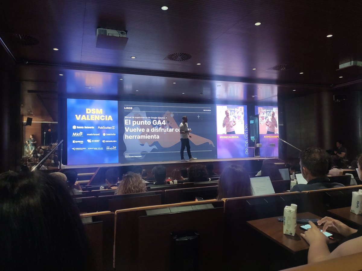 WhyAdsMedia's tweet image. Continuamos la tarde con Google Analytics 4 por Iñaki Gorostiza!

Muy importante ya que HOY es el último día de Universal Analytics!

#DSMValencia