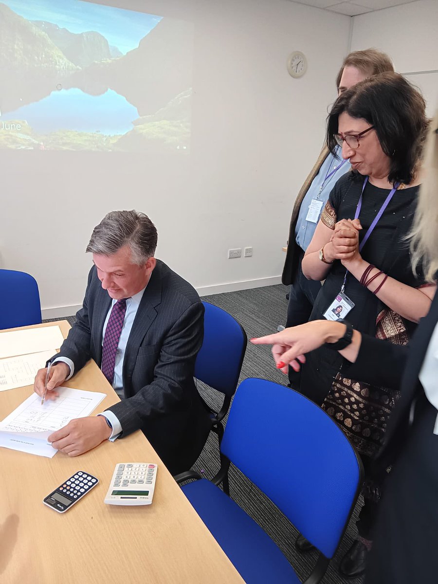Jonathan Ashworth tweet media