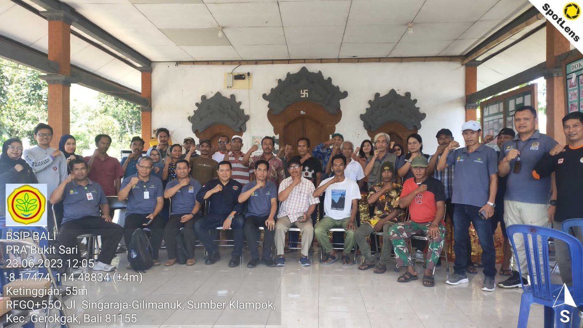 BRMPBali's tweet photo. Jumat, 23 Juni 2023

Gali Potensi dan permasalahan Pertanian di Bali Barat BSIP Bali Gelar FGD, bertempat di Balai Banjar Tegal Bunter, Desa Sumberklampok, Kecamatan Gerokgak, Kabupaten Buleleng,

#BSIPBali
#BMKGStaklimJembrana
#TNBB
#FGD
#PetaniBali https://t.co/CTXZH5ZSsx