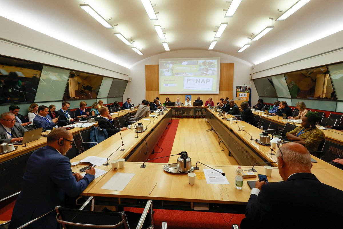 "If agriculture goes wrong, nothing goes right."

After the high-level thematic sessions of the #AUEU4Farmers, conclusions are being drawn up for:

🌍 Sustainable investment in agri-food systems
🌍 R&amp;I 
🌍 Climate resilience 
🌍 Regional trade integration

<a href="/EUtoAU/">EU Delegation to AU</a>