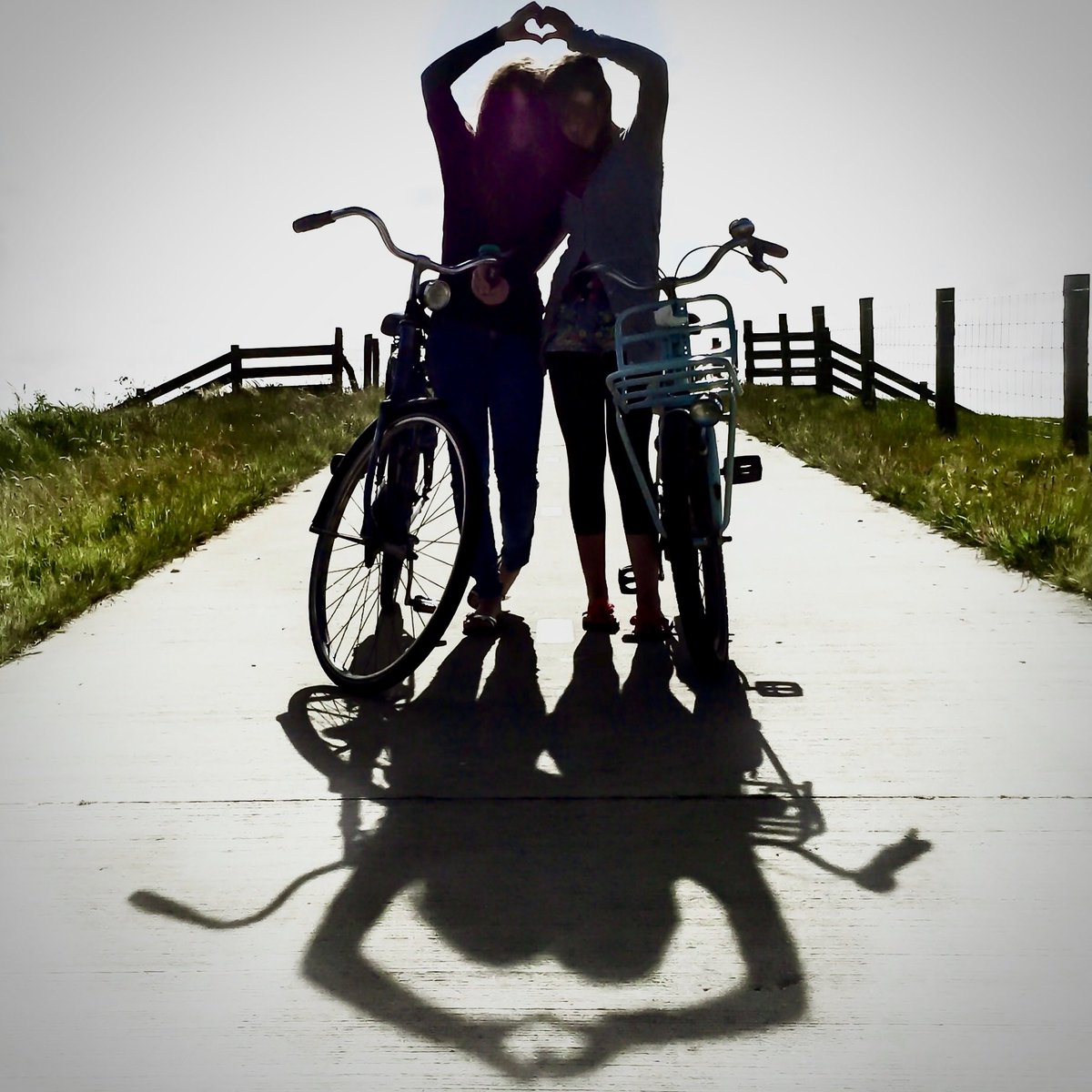 Love from Texel #island #mygirls 

#junieke_fotografie ⁦@SiaWindig⁩ heel #hartelijk dank! En tot de volgende keer ✨👋🏼🥰💖✨