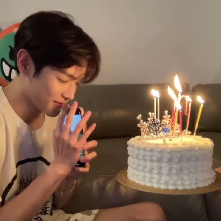 luvyong_'s tweet photo. happy taeyong birthday giveaway ph! 🌹✨

2 winners of 100 php gcash 🫶🏻

- rt &amp; like
- reply birthday tags for taeyong 
- ends tom. july 1, 11pm pht

HAPPY TAEYONG DAY 
#ShiningTaeyongDay
#샤랄라한_태용데이_렛츠고 https://t.co/MKBd9Xp4uO