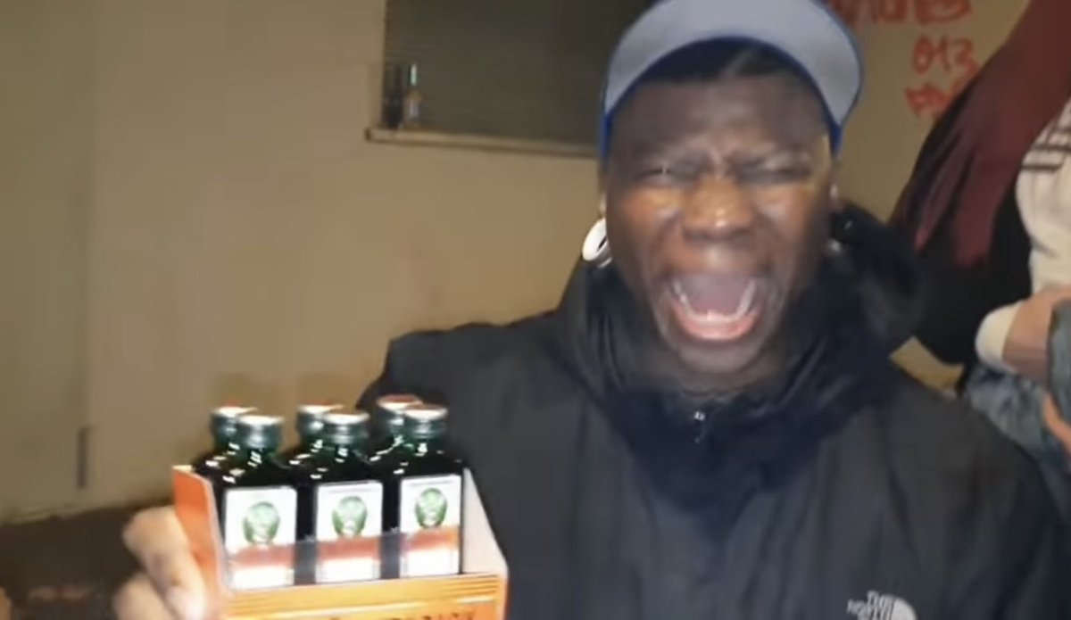 Navy🪼 tweet media