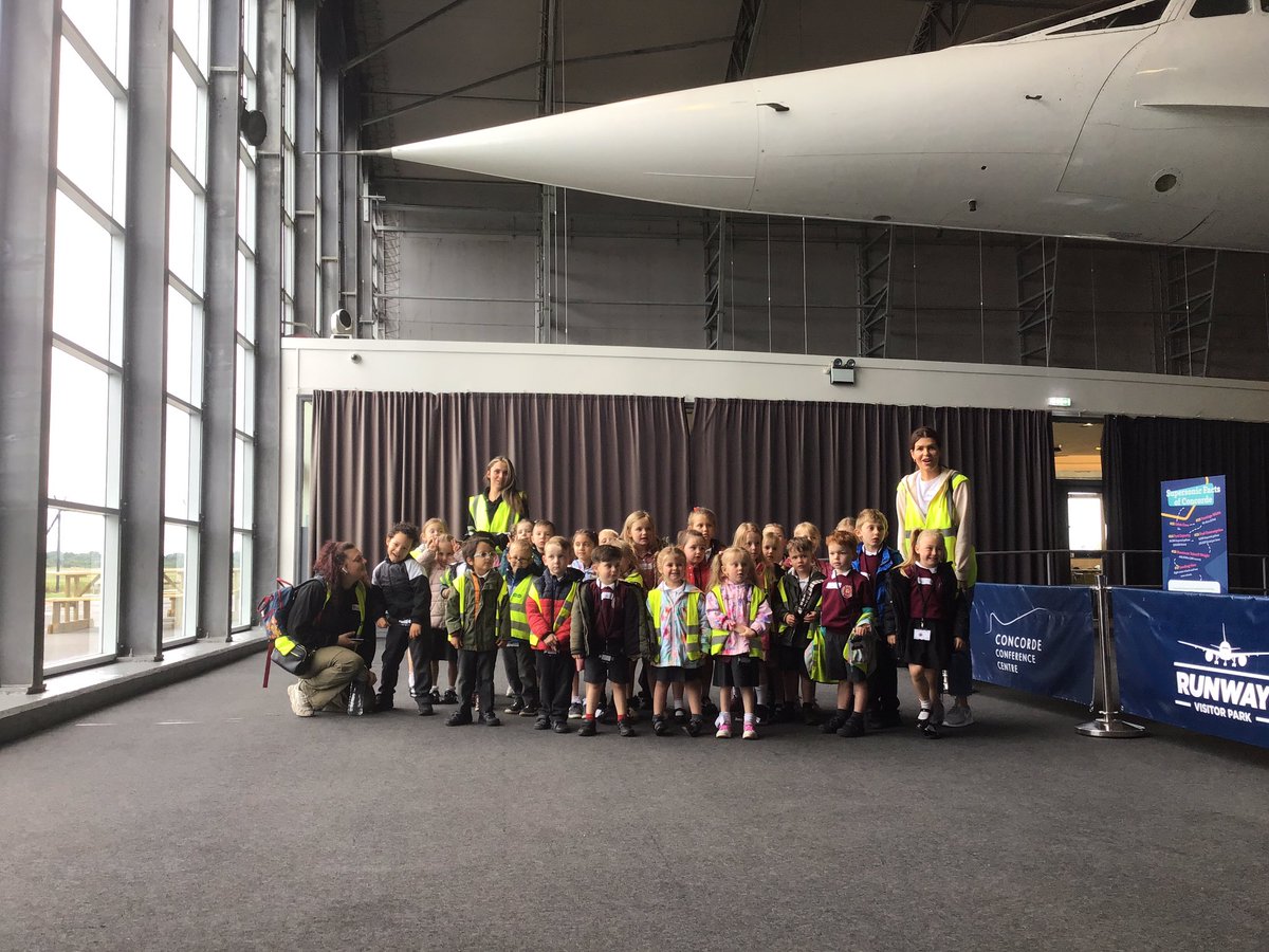 MrMillwardMPA's tweet photo. Incredibly proud of Reception today who were fantastic ambassadors for @MoorsidePA during their visit to Manchester Airport Runway Park. They were respectful, asked inquisitive questions and joined in with all the fun. 🛫 #MoorsidePA #MoorsidePAEYFS https://t.co/4AmOcVVWeS