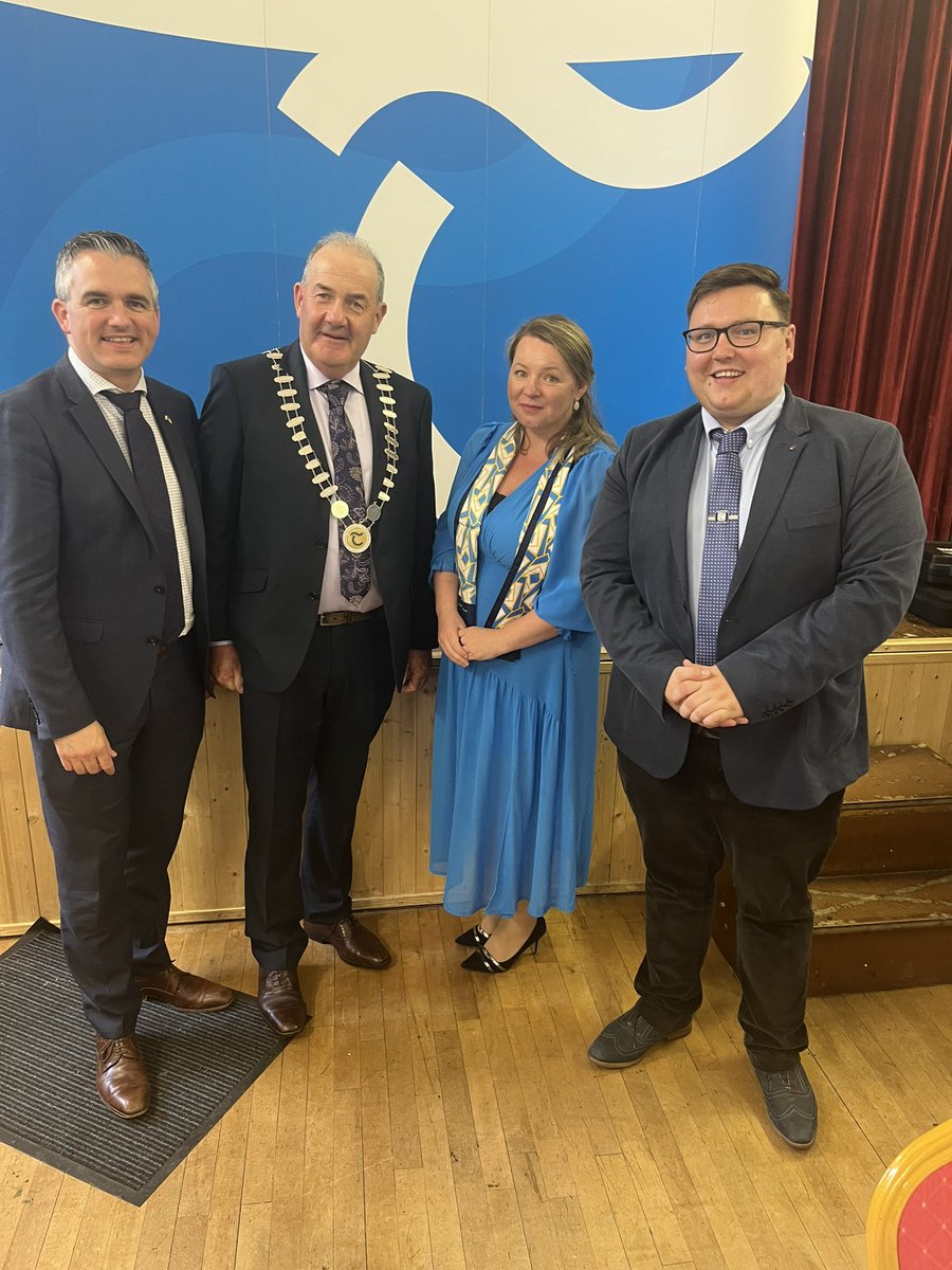 PeggyRyan_Cllr's tweet photo. Wonderful to be in #Knockavilla  this morning for the election of Ger Darcy as  Cathaoirleach of #Tipperary County Council. @DeclanBurgess &amp; @GarretAhearn https://t.co/kyVrsRsSYC
