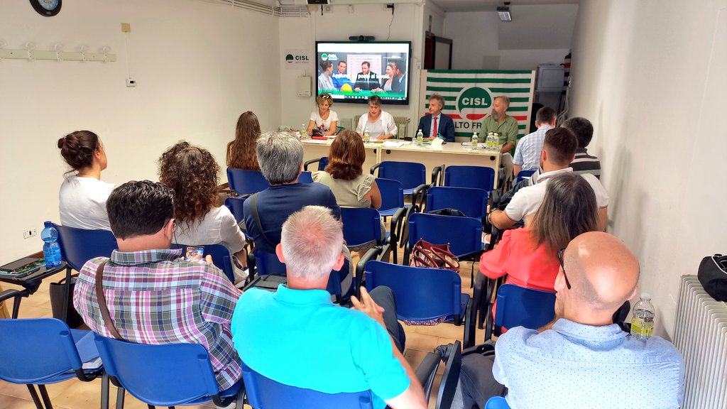 AST_CISL_AF's tweet photo. #30giugno la #CISL #AltoFriuli si è riunita sulla proposta di legge di iniziativa popolare ✍️promossa dalla @CislNazionale

Delegati e Referenti delle Federazioni hanno contribuito sull'importante tema della #partecipazione 👷🏻‍♂️👩🏽‍⚕️👩🏿‍🏭

#unpostoaltavolo https://t.co/cpAUUtS5uK