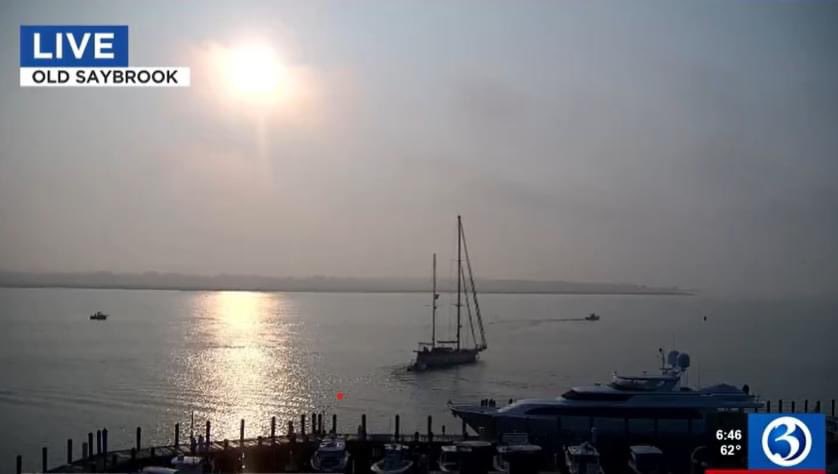 NicoleNalepaTV's tweet photo. Does it get any better than this?
A sailboat getting ready to take-off on this beautiful Friday morning...
Wishing you all a happy and safe holiday wknd!!
โค๏ธ๐ค๐
#America #homeofthefreebecauseofthebrave #OLDSAYBROOK #iCam #weatheron3 #CTweather #CTwx #WFSB #WFSBthisAM https://t.co/llsZxZF9HL