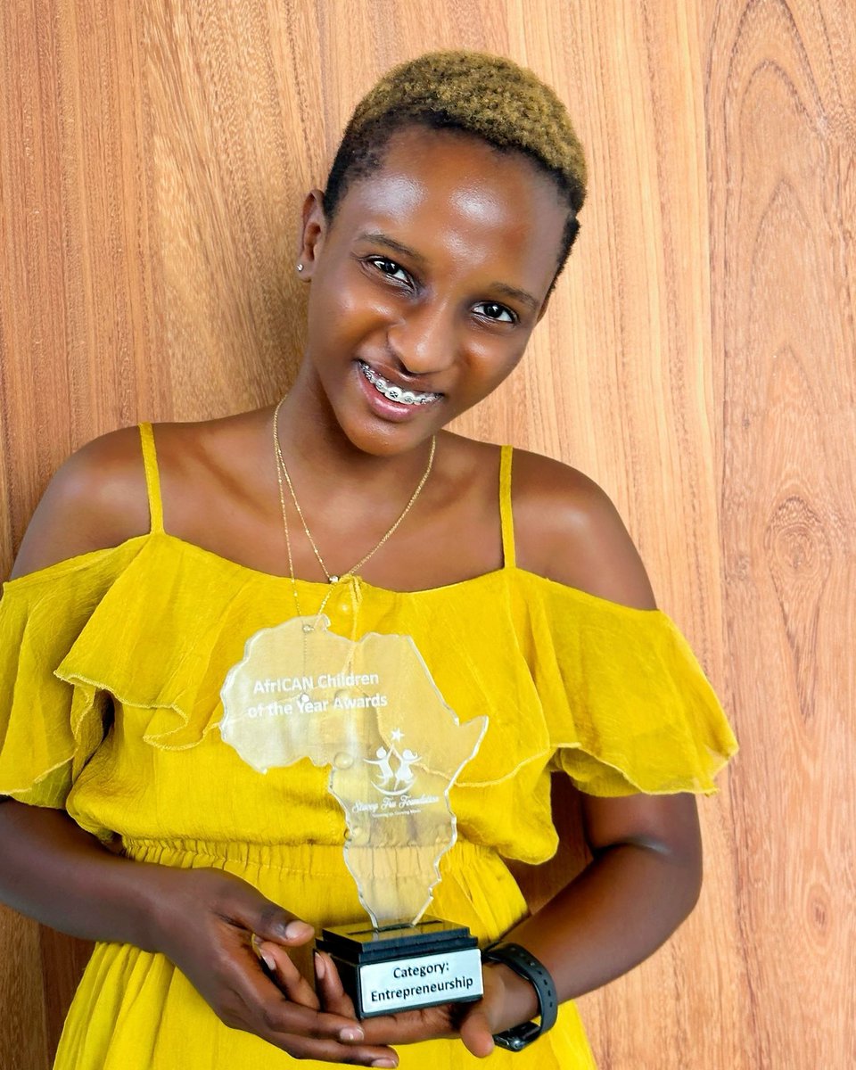 tracyrabi's tweet photo. Africa Child of the Year, Entrepreneurship Category!!!

Thank you @staceyfru and all organizers for making sure I receive my award &amp; certificate all the way from South Africa!!
Isaiah 6:8 #SendMe https://t.co/7W0nYzPI8k