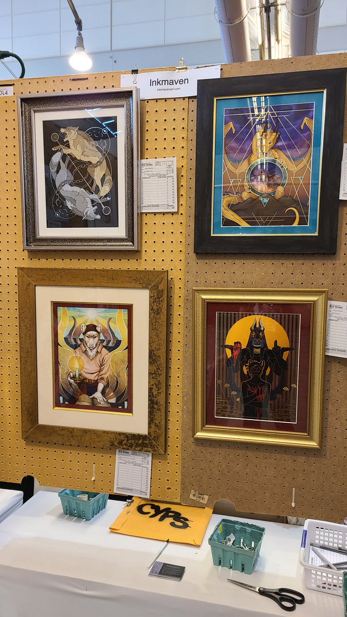 I am SUPER excited about some of the art show offerings for #Anthrocon. There will only be 15 *ever* of the gold foil "Transience" (Bronze Dragon w/blue mat), #6 is up for grabs this weekend along with some other goodies!

Panels DL 4 and 5.
#anthrocon2023