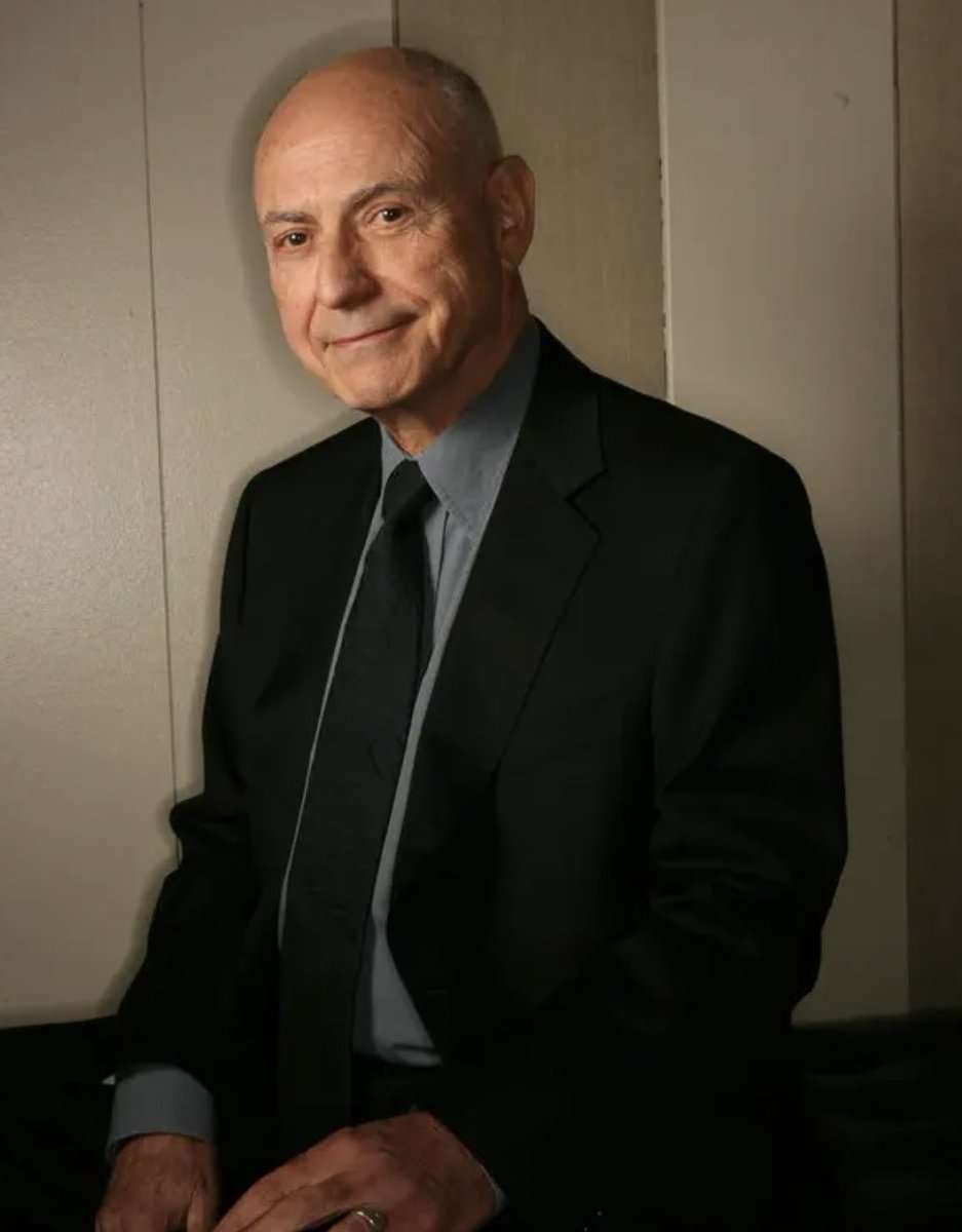 Sending love to the family and all that knew #AlanArkin age 89 #Actor #ScreenWriter #Director #LittleMissSunshine #RIP