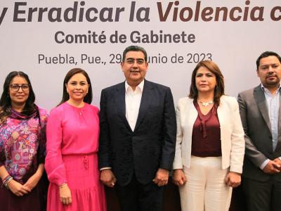 ASarmientoRenR's tweet photo. @Gob_Puebla refuerza trabajo para garantizar seguridad a las #Mujeres

#radioenredesPuebla https://t.co/kjoaUxR3bg
