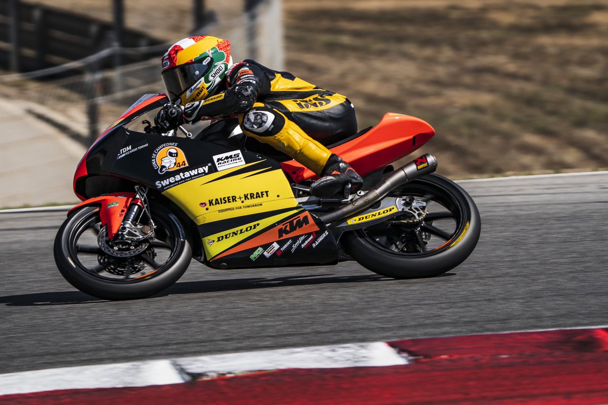 cuna_campeones's tweet photo. 🫡 En un circuito tan exigente como este, seguimos aprendiendo en cada salida a pista 🛠️

✅ Terminamos los entrenamientos libres con ganas de seguir mejorando paso a paso de cara a mañana ⏱️

#PilotosCuna #RoadToMotoGP https://t.co/oHl3UMe4e4