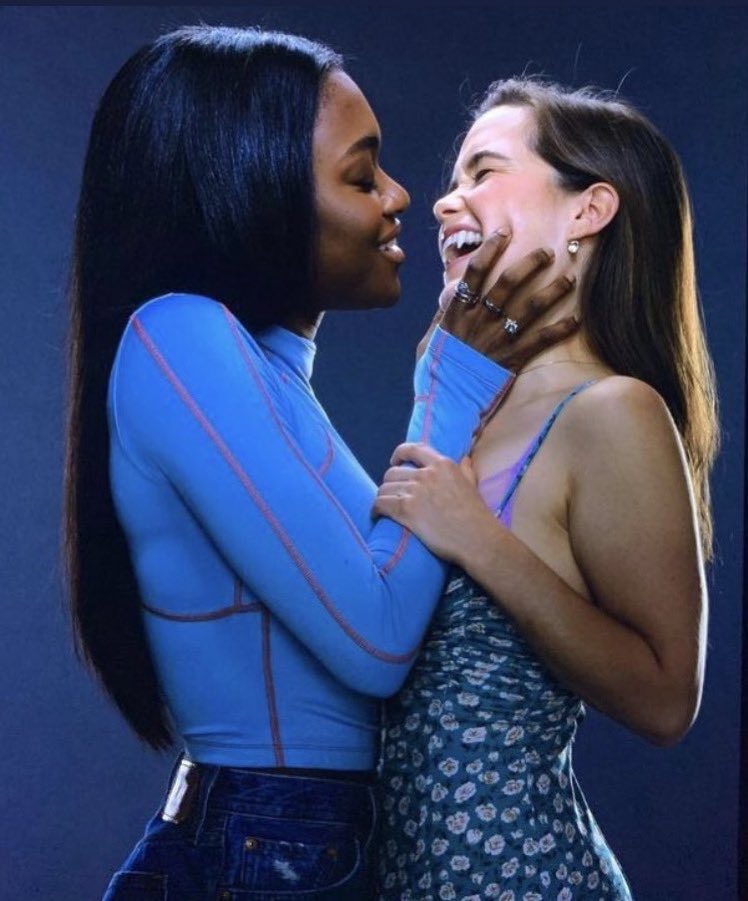 FirstKillEsp's tweet image. Con unos meses algo complejos a mis espaldas, pero siempre recordando este bello fandom. #FirstKill