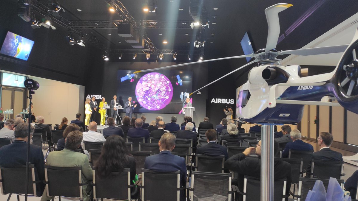 Bei der acatech #Senatsveranstaltung bei <a href="/Airbus/">Airbus</a> geht es nun über die Troposphäre hinaus: Nach der #Luftfahrt widmen sich acatech Präsident <a href="/janwoerner/">Jan Wörner</a> und seine Panelgäste nun dem Thema #Raumfahrt. Ein Kernpunkt: Vor allem mit #Weltraumdaten ist noch viel mehr möglich.