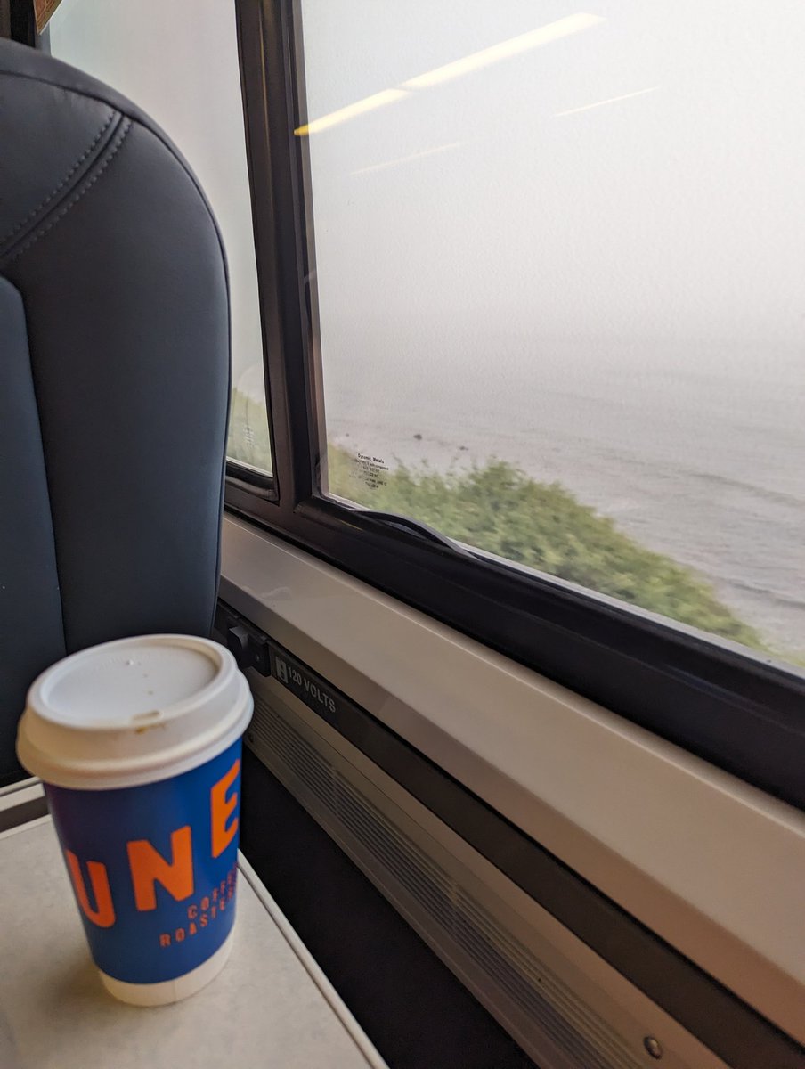 mslianeran's tweet image. Visiting family on the Central Coast so reducing VMT by heading to today's @CleanairCA Clean Air Awards via the Surfliner (with a bit of #Junegloom) Beautiful way to travel @Amtrak_CA