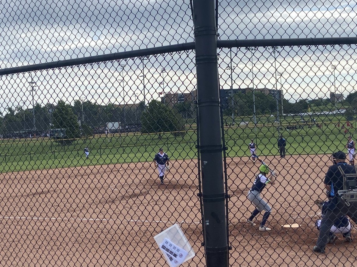 cera_fite21's tweet photo. Ready for another day in Colorado https://t.co/IjT9MshDH5