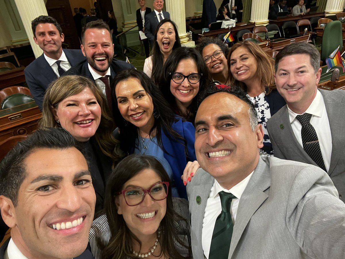 Our last floor session before @AsmRobertRivas becomes our next speaker! Excited to work with him to ensure rural
Californians don’t get left behind.