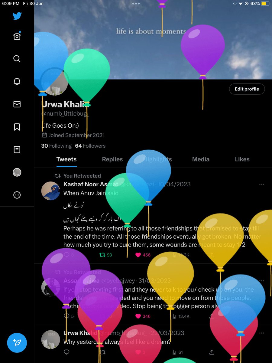 numb_littlebug_'s tweet photo. Balloons on my timeline🌸 https://t.co/7qSyLK96hd