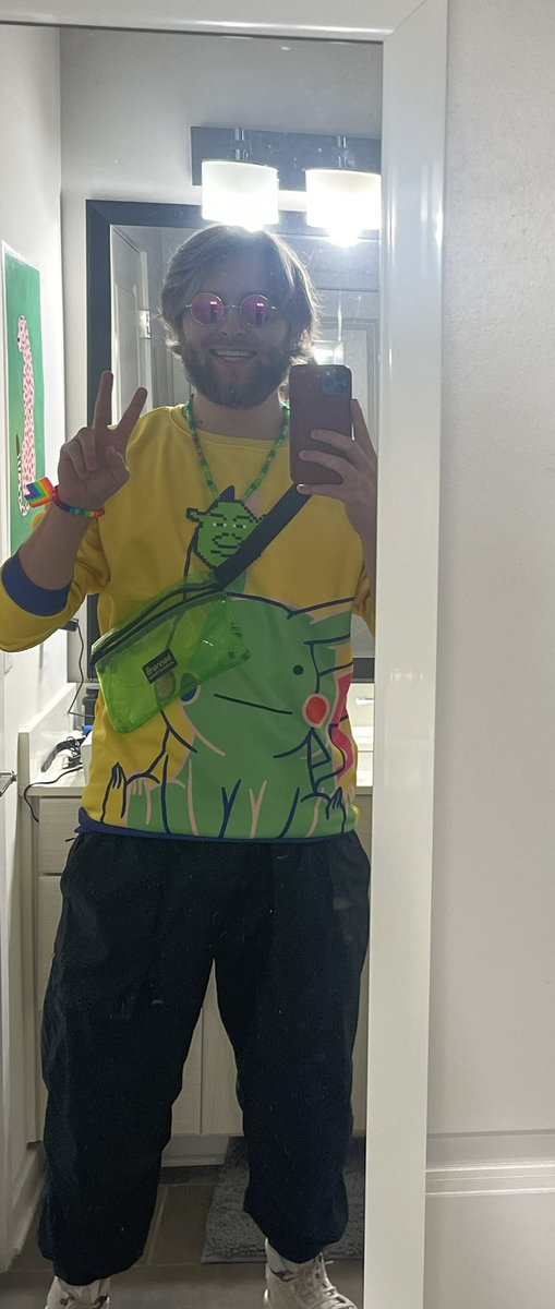 bigbrainlane's tweet photo. I show up in your room. Wyd. 🥵🍑 https://t.co/23OwtSRADb