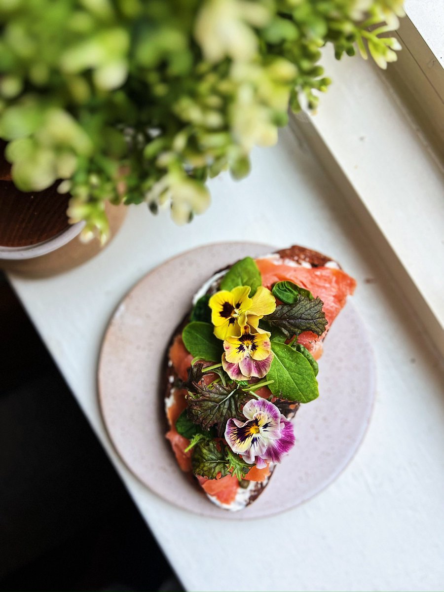 Inga Lam tweet media