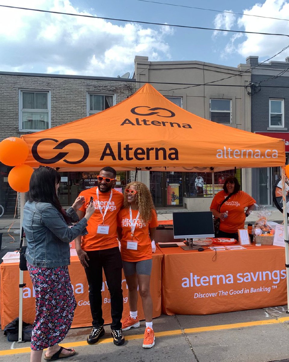 Another year, another deliciously cheesy adventure. Alterna was a proud sponsor of this year's Lakeshore Grilled Cheese Challenge Festival. Community members gathered to spin the wheel for prizes and mingled with our friendly #Lakeshore Branch team. #GrilledCheeseFest