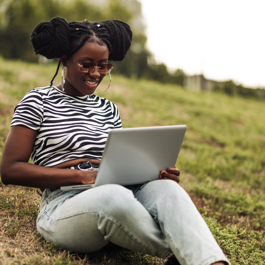 Feenix_org's tweet photo. Happy Youth Month! 💫  We understand how tough it is to be a student with minimal resources. Khan Academy is an international organisation that offers 100% free educational resources, anywhere, anytime. https://t.co/AEok8OWXHB
