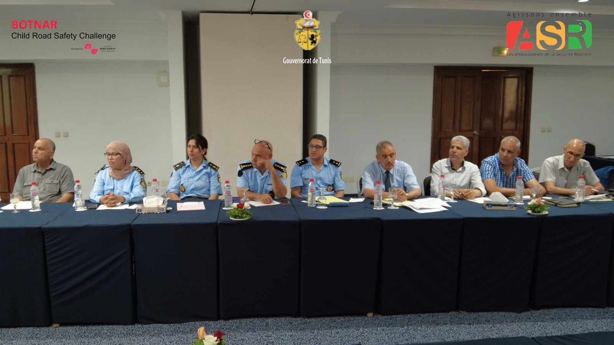 les_routiere's tweet photo. A S R organized a workshop  with the participation of of a number of ministries and the involved official structures on "the 30 km zones between legislation and implementation"  #BCRSC @grspartnership
@RoadSafetyNGOs https://t.co/wRXr0iaQdX