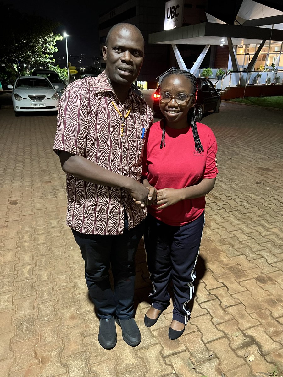 kyofakabuye2's tweet image. This evening was visited by an upcoming gospel singer Rovin, who ho shared with me some incites about the youth challenges ! I urged her to concentrate with her Education as is key for brighter future at the same time promoting her talent !!