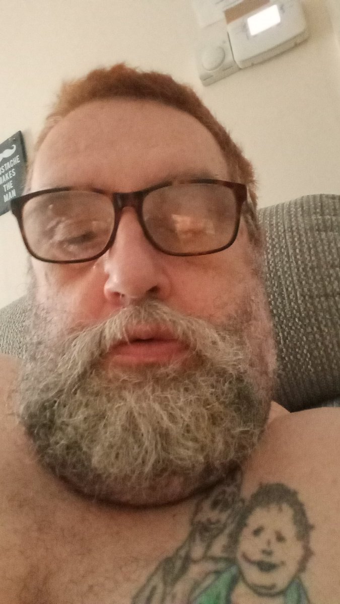 Pissed off with life
Every woman a scammer
Don't woman want love