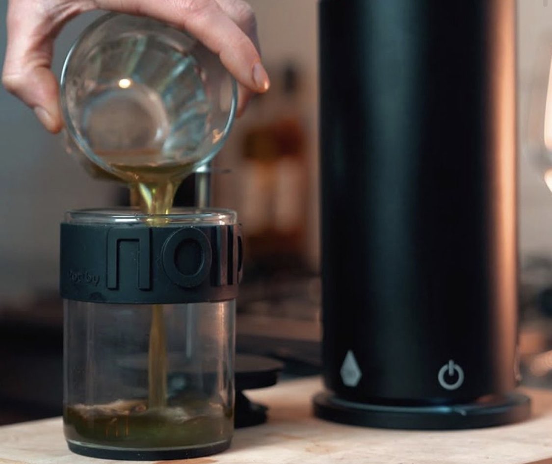 420Garden1's tweet photo. Create your own cannabis oil, cannabis butter, or edibles easily and quickly with POT by #NOIDS. This all-in-one device from the Netherlands is designed to make THC or CBD oil without hassle. Plug it in, add oil and weed, and set the right program. #weed #cannabis #oil #CBD https://t.co/xHo2hF0hpJ