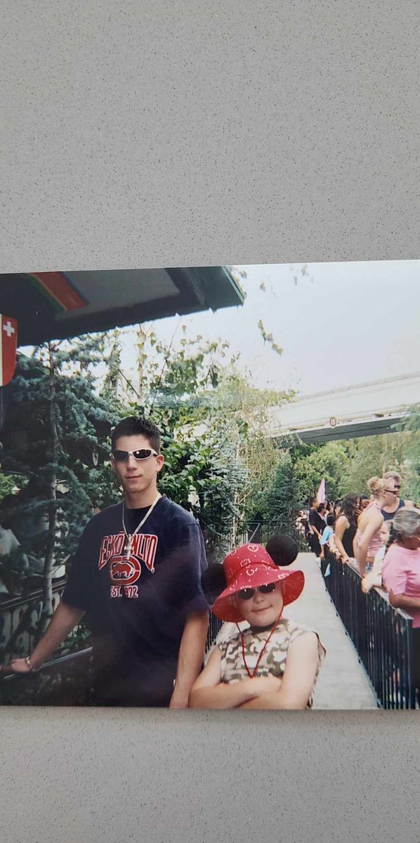 Here's a picture that my mom found this was back in 2003 when I was Disneyland.