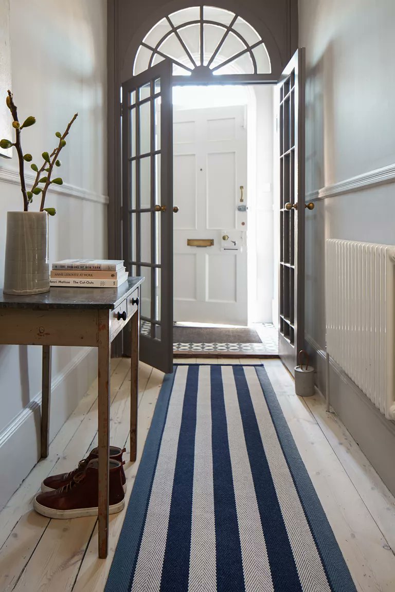 LorieCotten's tweet photo. Greet visitors to your home with a hallway that's decked out like one of these. #interiordesign #hometips  https://t.co/gMNPQhKsN4 https://t.co/czRdUYloRA