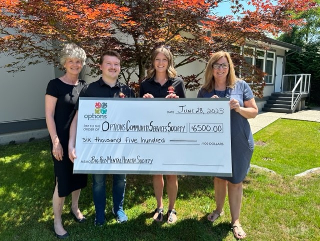 OptionsBC's tweet photo. We were honoured to be a part of The Big Red Mental Health Society's 2nd annual golf tournament and receive a $6500 donation alongside other organizations that provide mental health services.
#OptionsBC #MetroVan #GreaterVan #BigRedMentalHealth https://t.co/WcXcUaIu55