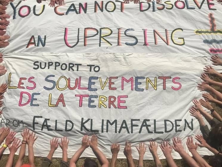 lessoulevements's tweet photo. + de 140 rassemblements le 28/06, en France et à l'international, contre la dissolution des Soulèvements, la répression à #SainteSoline, en hommage à Nahel et pour la jonction avec le soulèvement de #Nanterre !

➡️ Communiqué et photos sur le site : https://t.co/APIjOQBp9I https://t.co/ldipb3pOdw