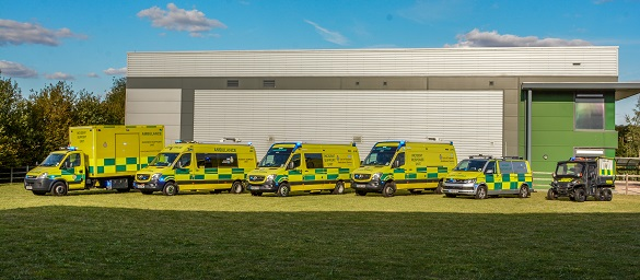 Hyfrith's tweet photo. @mypointsview @em_bulance @Ldn_Ambulance Probably a Hazardous Area Response Team (HART) vehicle?🙂 https://t.co/N1pwXHc9vR