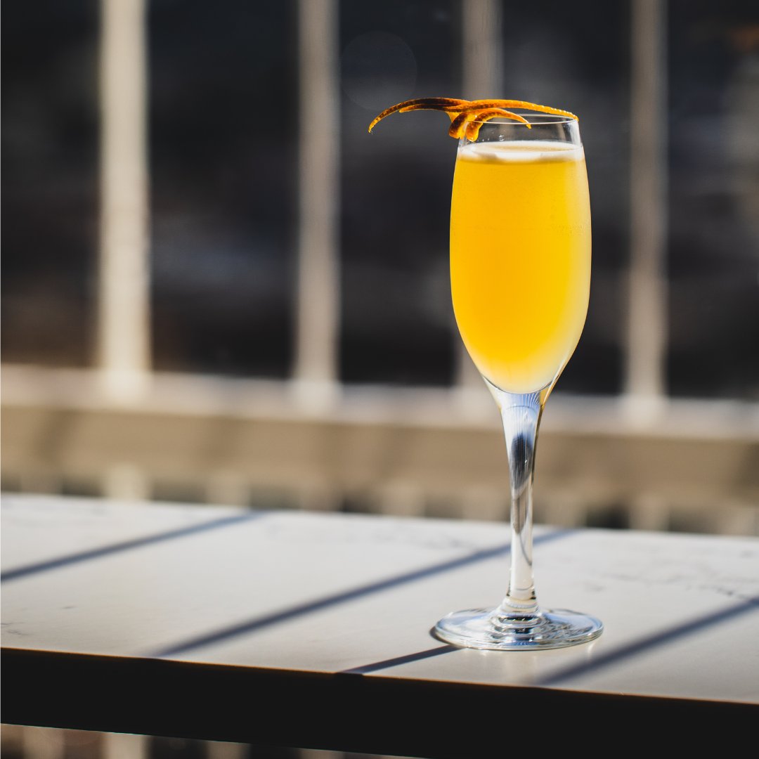 It's Friday! Celebrate the start of the weekend with a refreshing cocktail at the 35th floor Observatory Bar!