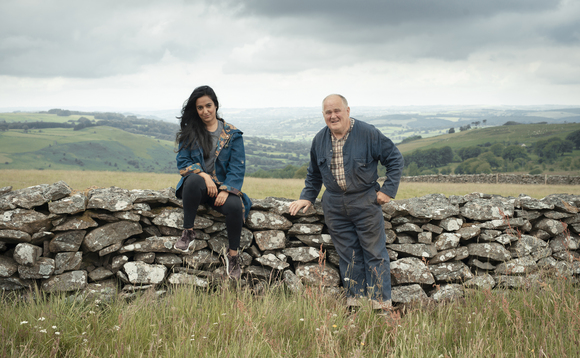 FarmersGuardian's tweet photo. 🎙️ On this week’s Over the Farm Gate #podcast, our chief reporter @FGRachaelBrown sat down with author and journalist @KiranSidhu41 to talk about her new life in rural Wales.
https://t.co/Qqk28DafrN
#overthefarmgate #rural #farming #wales #welshfarming https://t.co/CIJsD96YSC