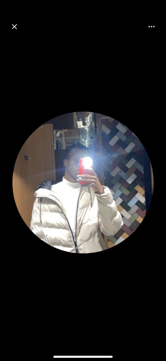 @sagson_xv12 @farhatws_ U got mad ego for looking like this🤭
Give the jacket back to the elderly white Man U stole it from