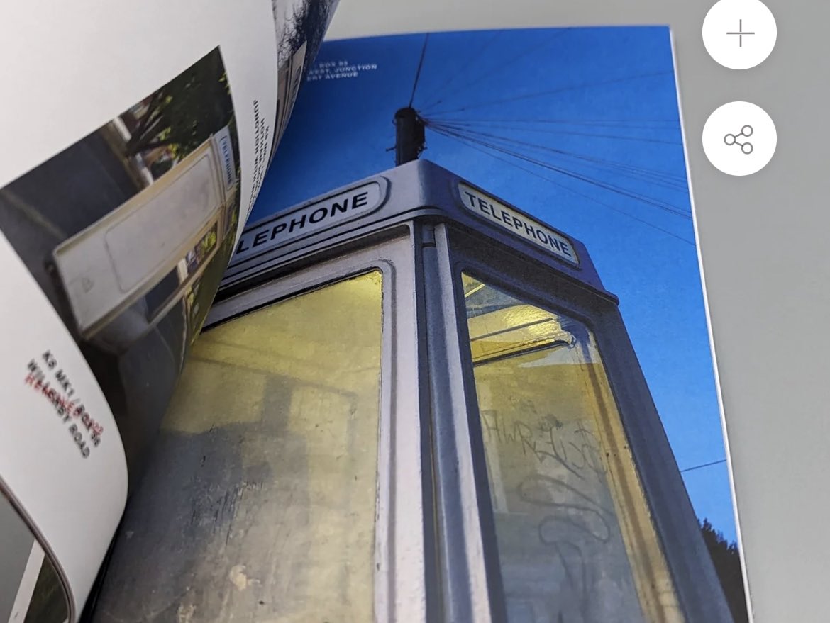 shipsinthesky63's tweet photo. ☎️Our @BlanchePictures has a fab @modernistmag book out documenting the ‘Beacons of Hull’. #Hull has 37 #BruceMartin designed K8 telephone boxes, 9 of which were Grade II Listed in February. 📚£8 https://t.co/PiwSjb9Gw8
Design: Oberphones, 🙏 to @KCOMhome & @BTGroup archives. https://t.co/E6bxauSqp8