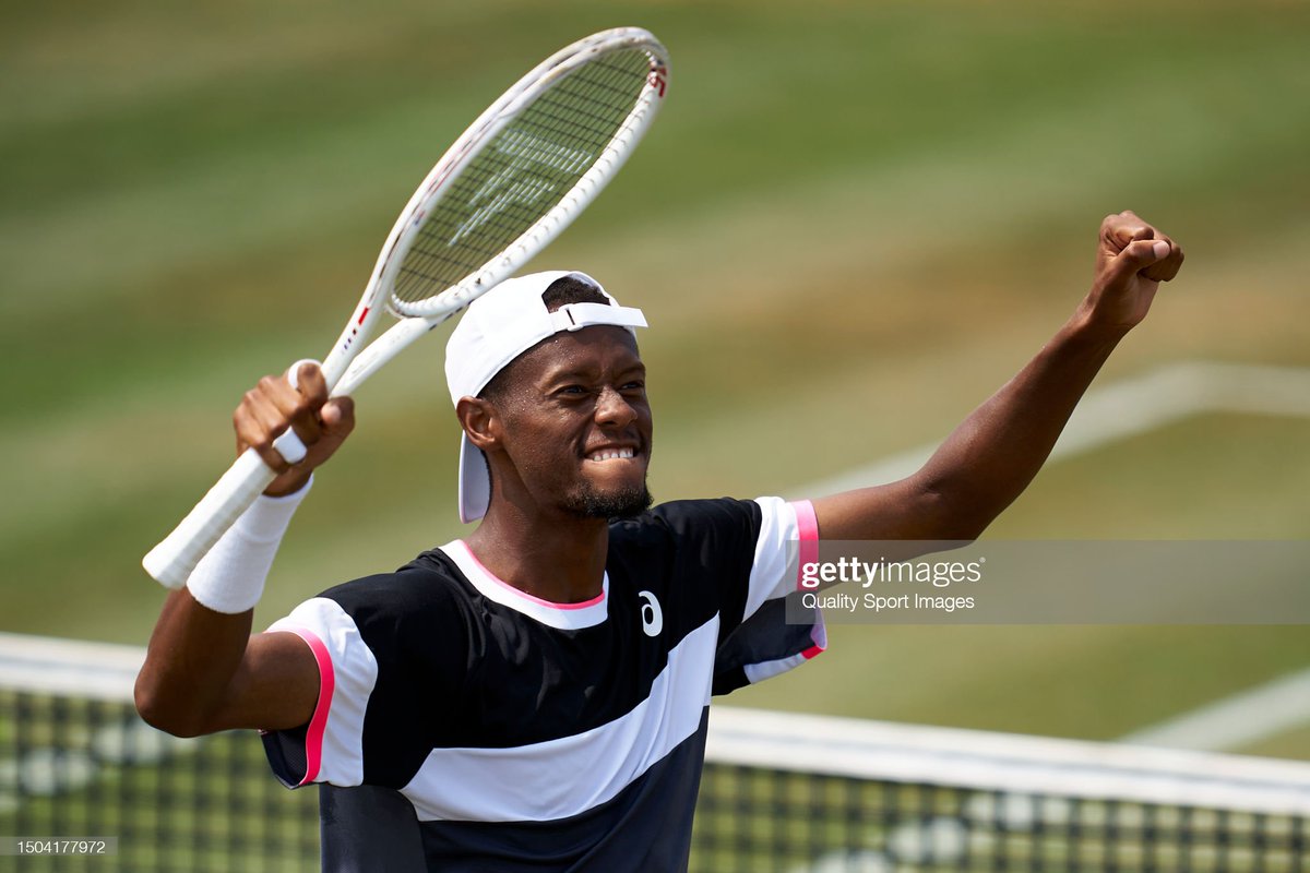 CCSMOOTH13's tweet photo. YES SIRRRR! It's a FIRST ATP tour level final for @chris_eubanks96! 🙌🏼 And what a way to get through, saving 5⃣ MPs before defeating Harris 4-6, 6-3, 7-6(9)! 🤯💪🏼

Chris is now on the verge of the Top 50! Up to #50/51, depending on the outcome of the Eastbourne SF. 🔥

#Mallorca https://t.co/zIG77vcdUS