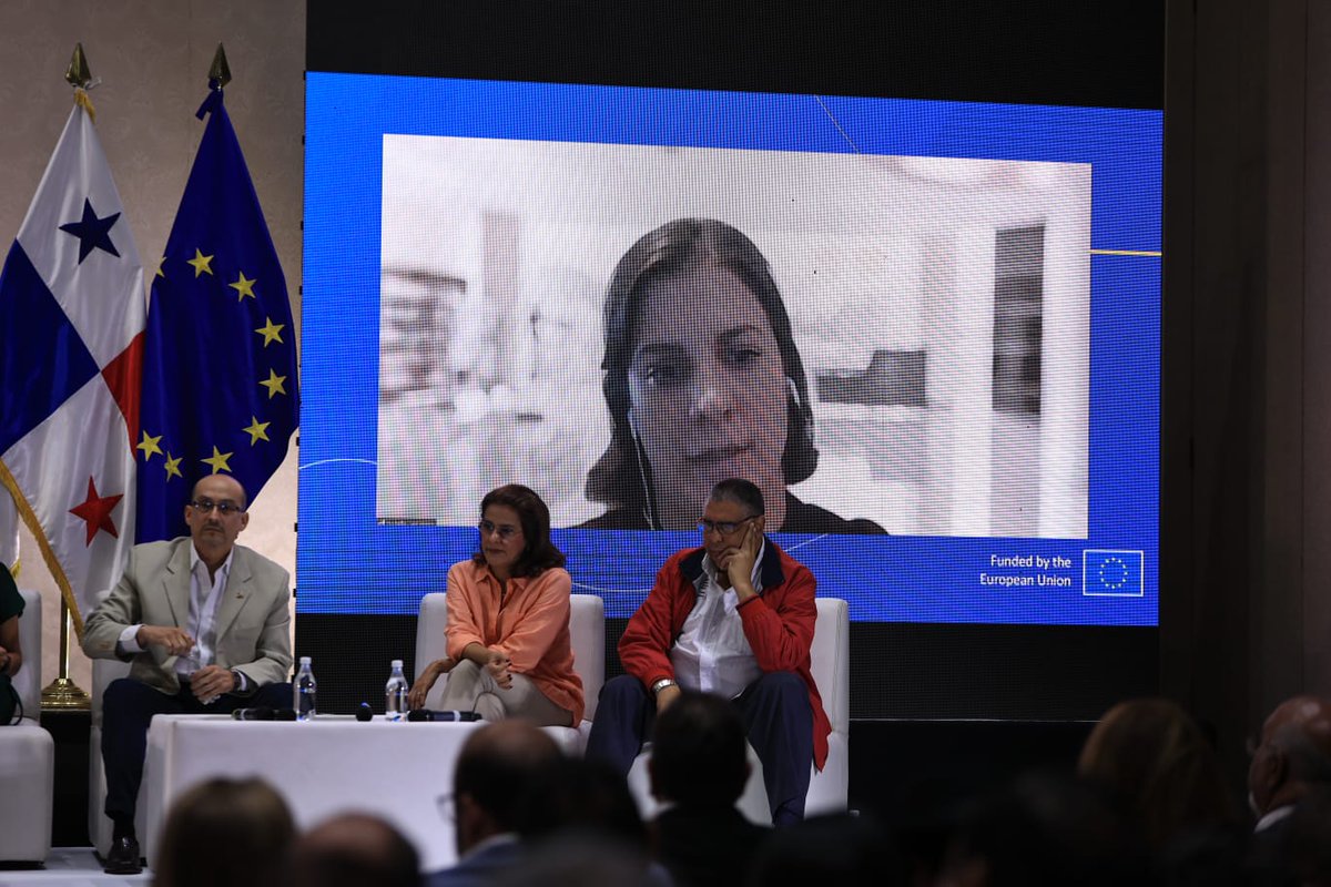 EUCA_Trade's tweet photo. SAN SALVADOR: Los miembros del panel sobre ‘Trazabilidad y debida diligencia en las cadenas agroalimentarias’ afirman que exportadores de cacao y café de El Salvador y Centroamérica trabajan en equipo para alinear estrategias que permitan cumplir con las normas de trazabilidad. https://t.co/dI8nNxCxJD