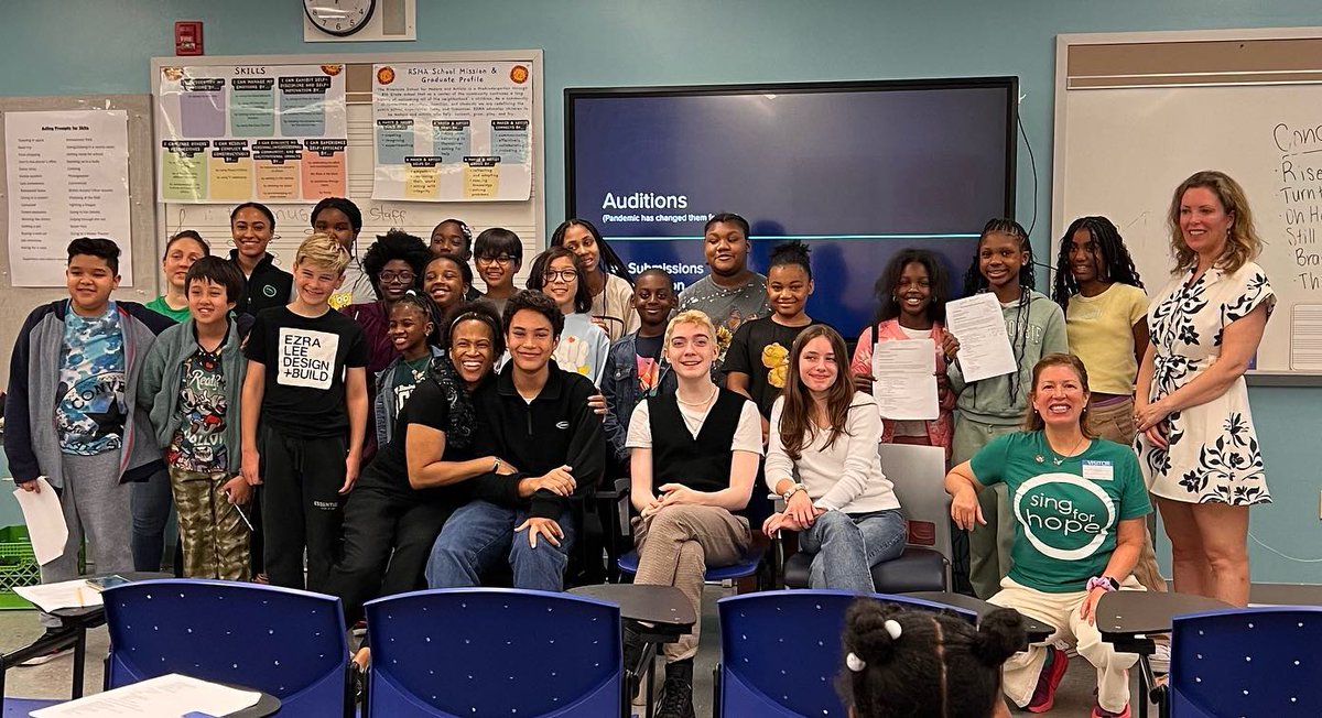 Passing on knowledge from one child to the next... Check out the young actors from Broadway's School of Rock as they share words of wisdom to the students at PS 191. In a... | On IG: instagram.com/p/CuHtXiXratQ/