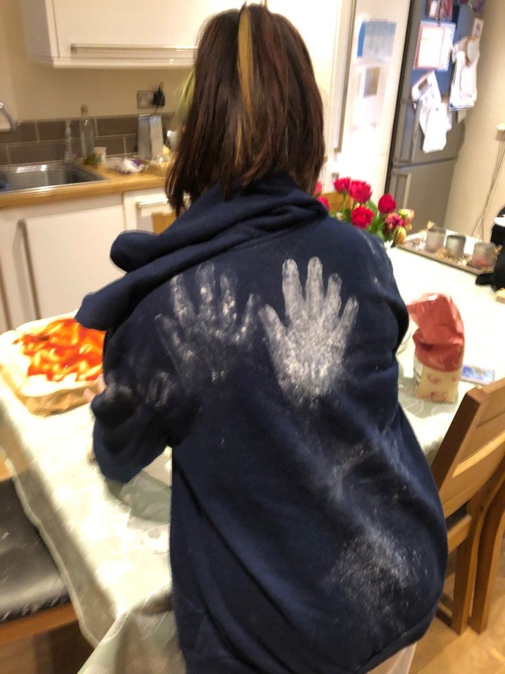 De_laIla_'s tweet photo. Она ни о чем не подозревает... не говорите ей 😶‍🌫️ https://t.co/X90gSzIN8p